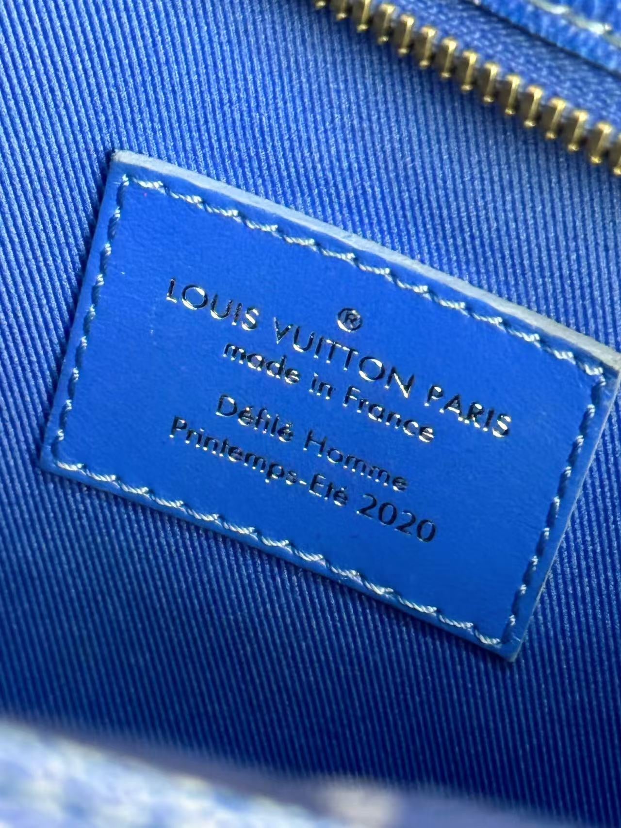 LOUIS VUITTON Monogram Clouds Soft
Trunk Shoulder Bag Blue