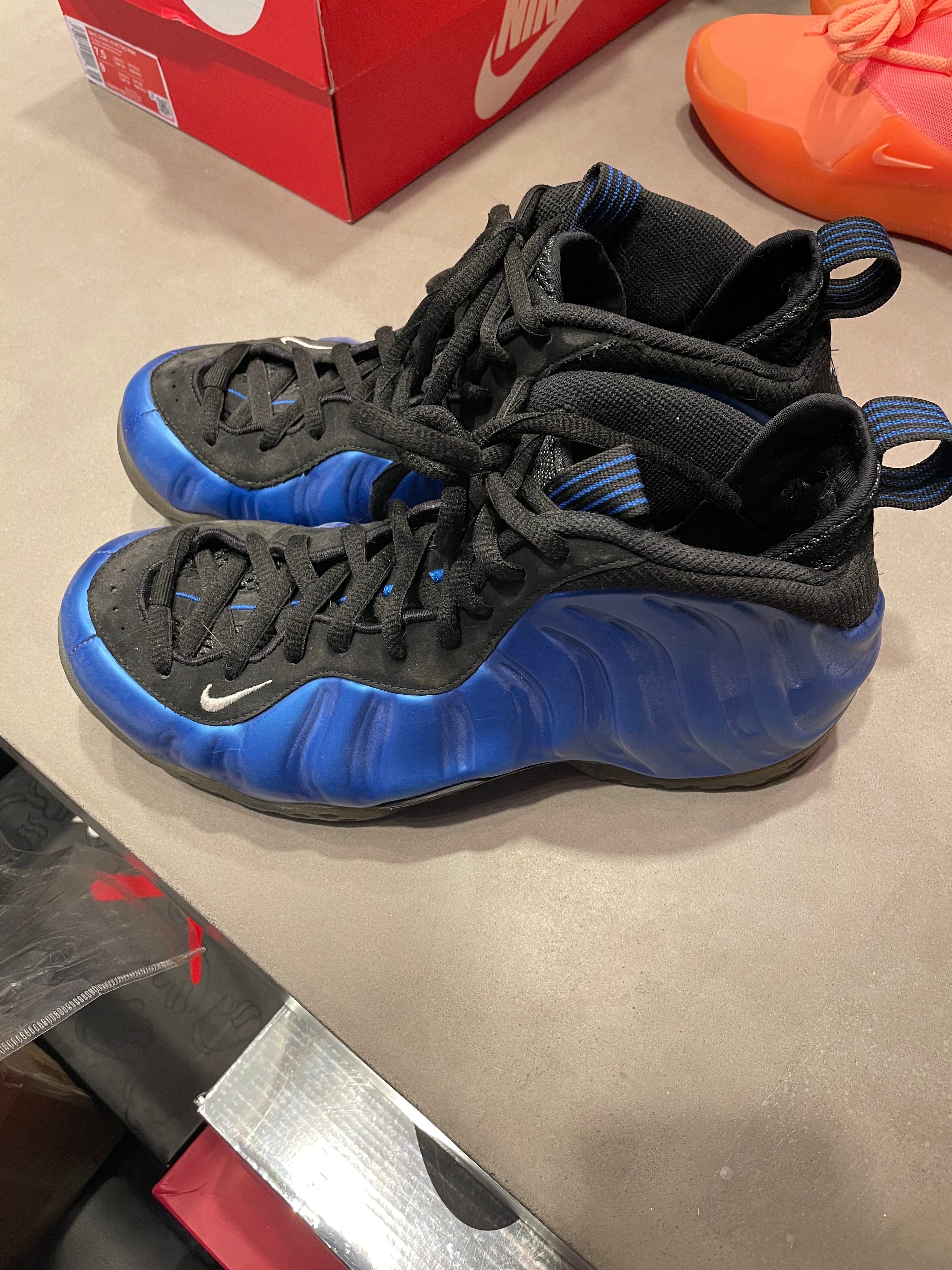 Nike Air Foamposite One
Royal Blue XX 20th Anniversary (2017) （Pre-Owned）