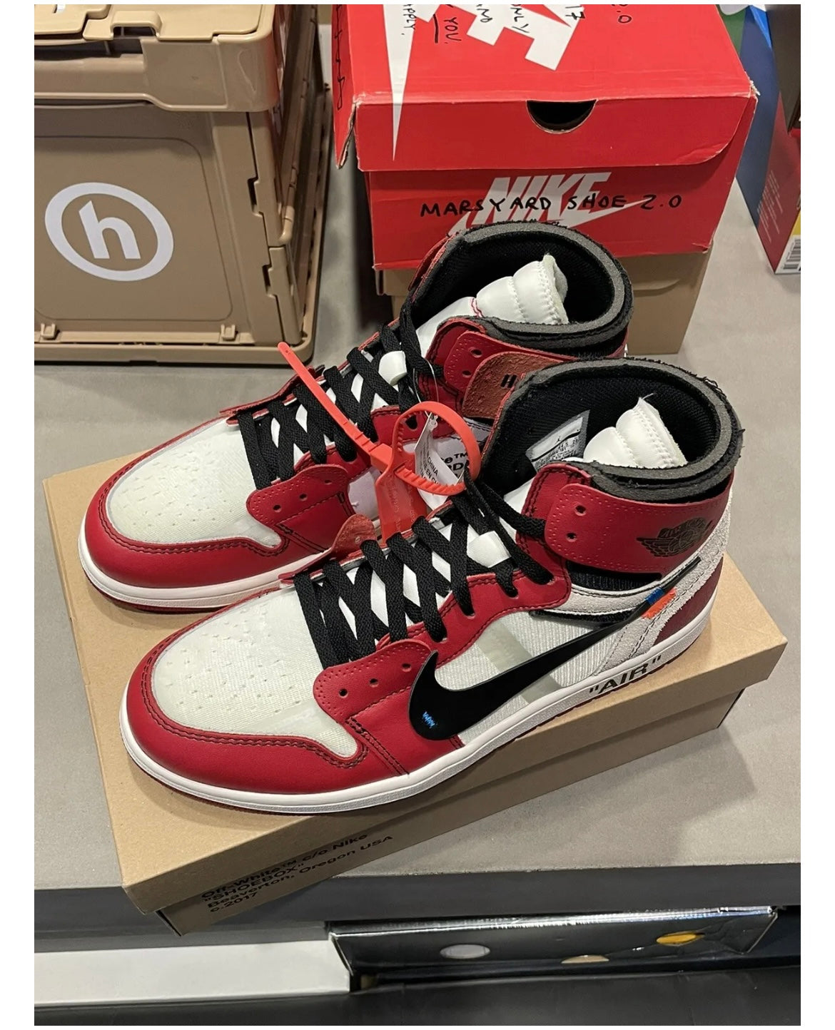 Jordan 1 Retro High Off-White Chicago