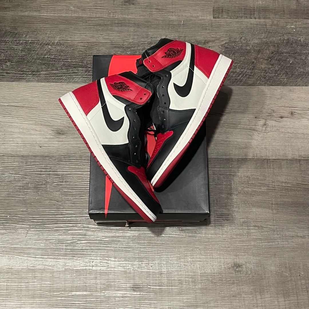 Jordan 1 Retro High Bred Toe