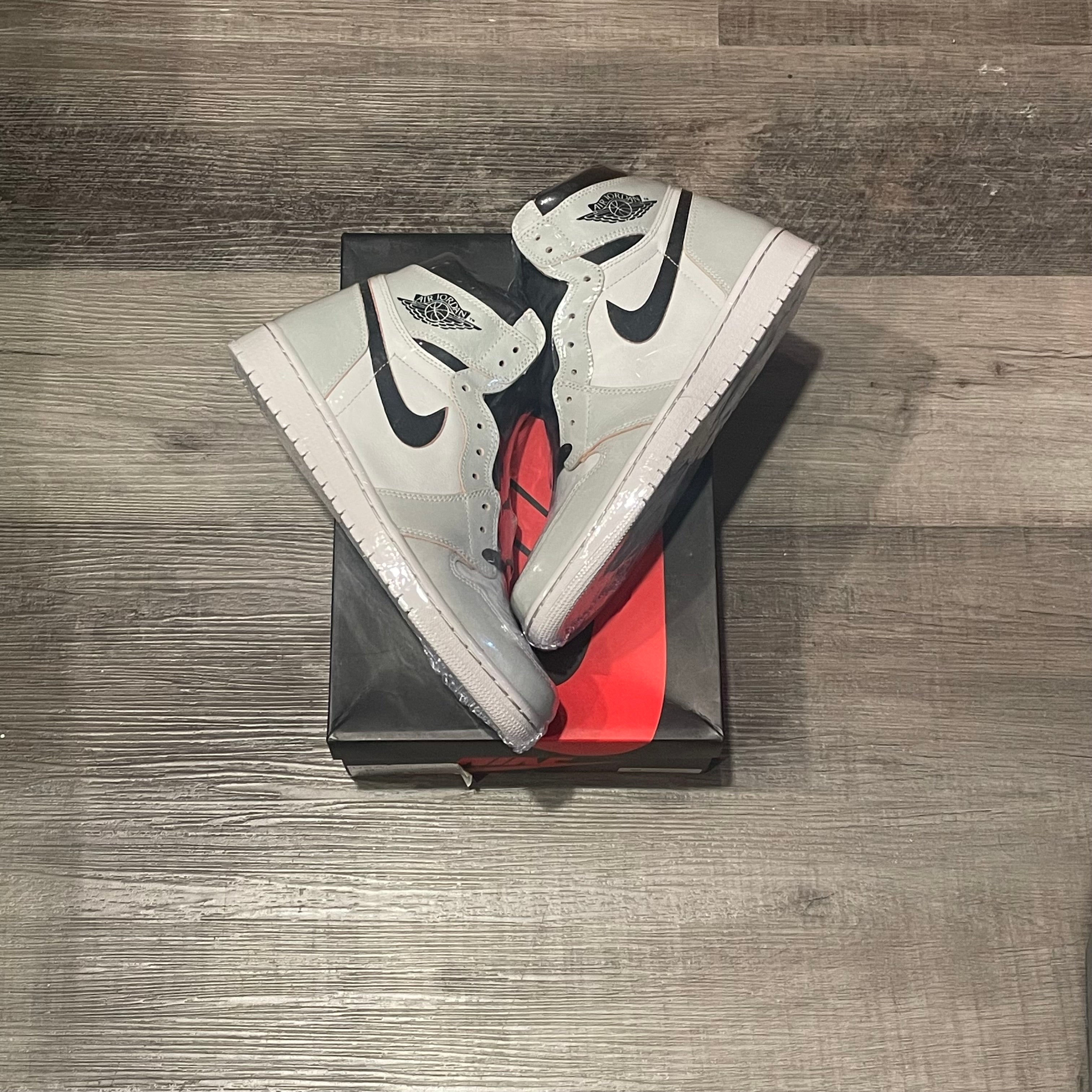 Jordan 1 Retro High OG Defiant
SB NYC to Paris