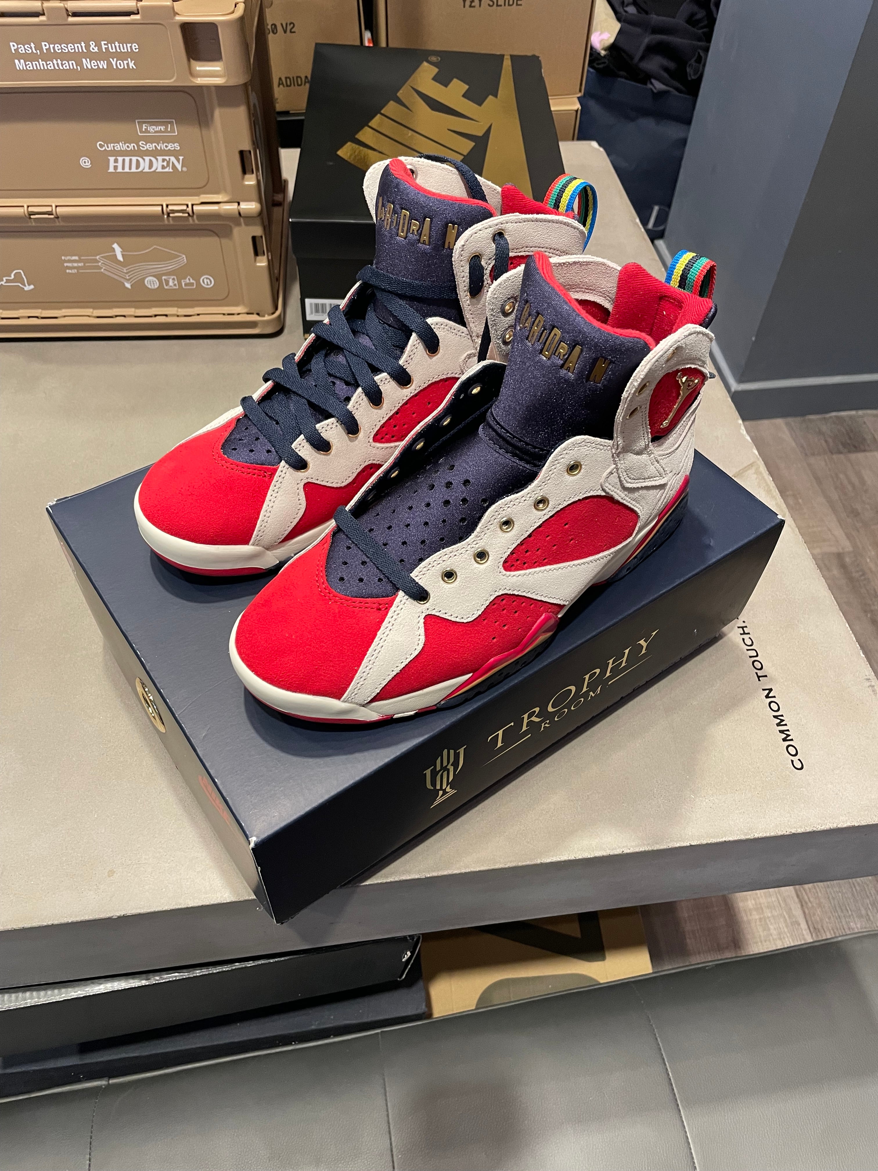 Jordan 7 Retro
Trophy Room New Sheriff in Town