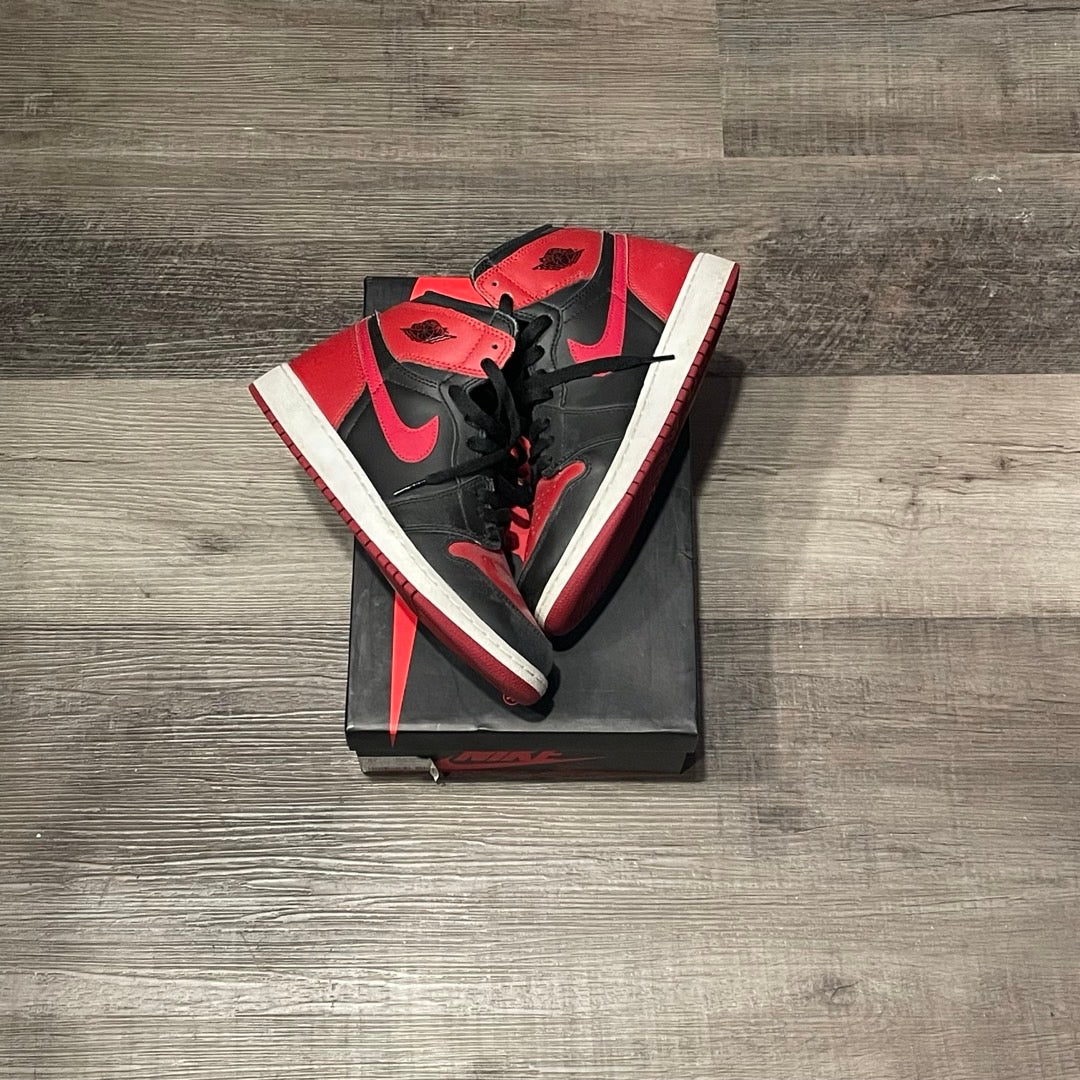 Jordan 1 Retro
Bred Banned (2016) (GS)（Pre-Owned）