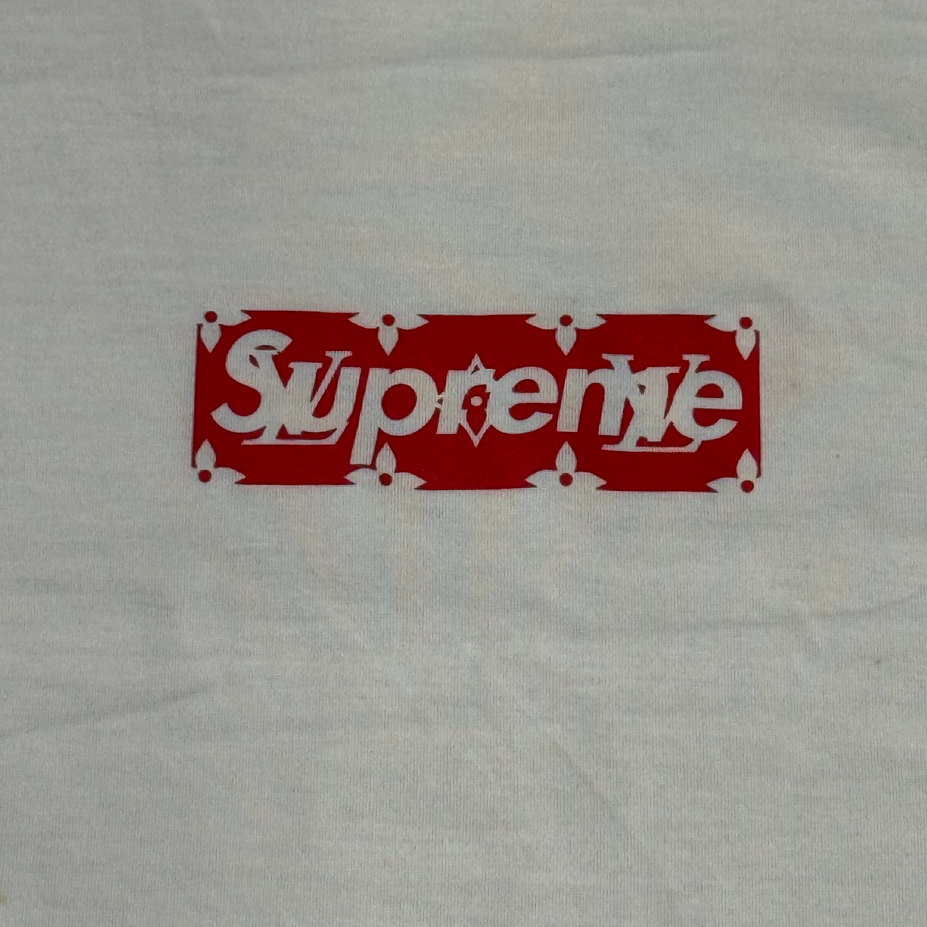 Louis Vuitton x Supreme Box Logo Tee ’White‘ (SS17)