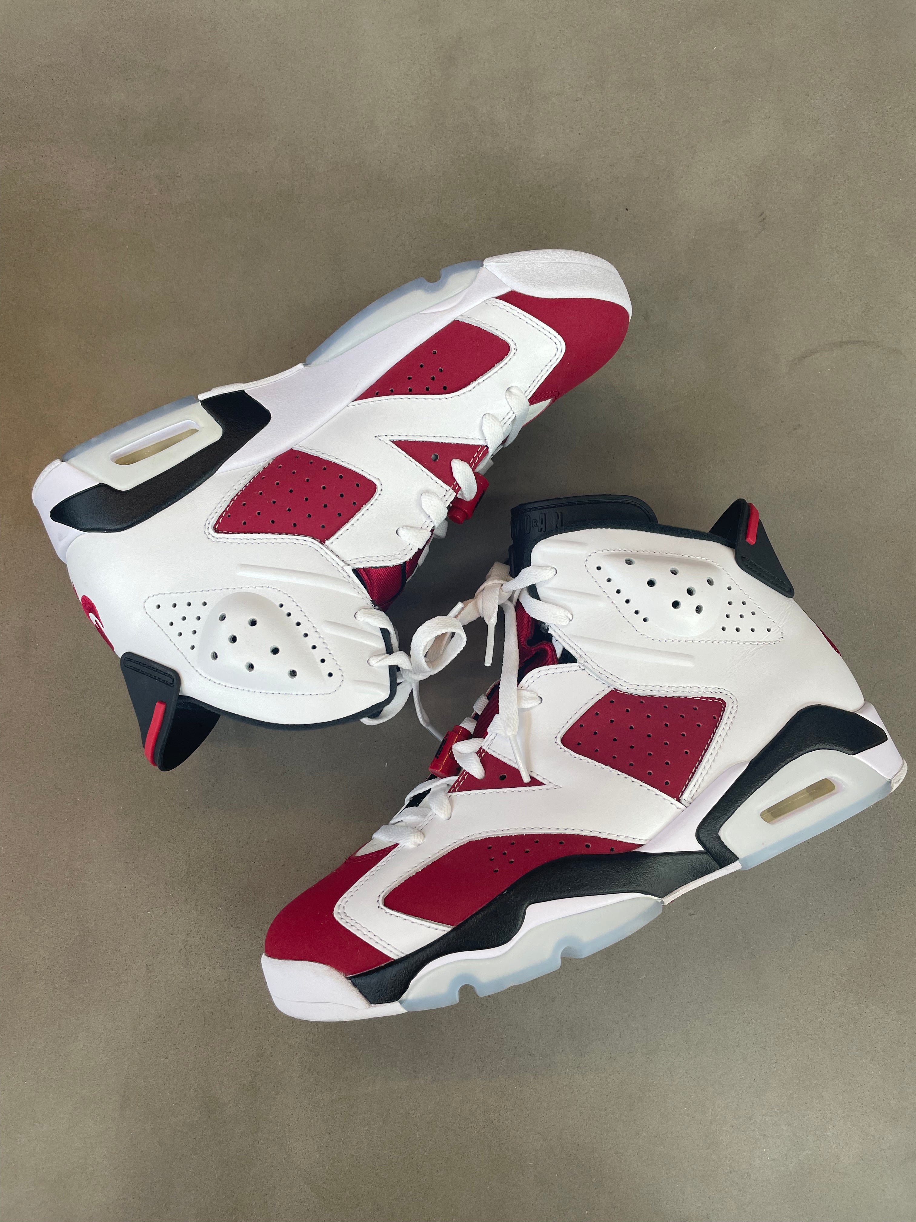 Air Jordan 6 Retro Carmine (2021)(Pre-Owned)