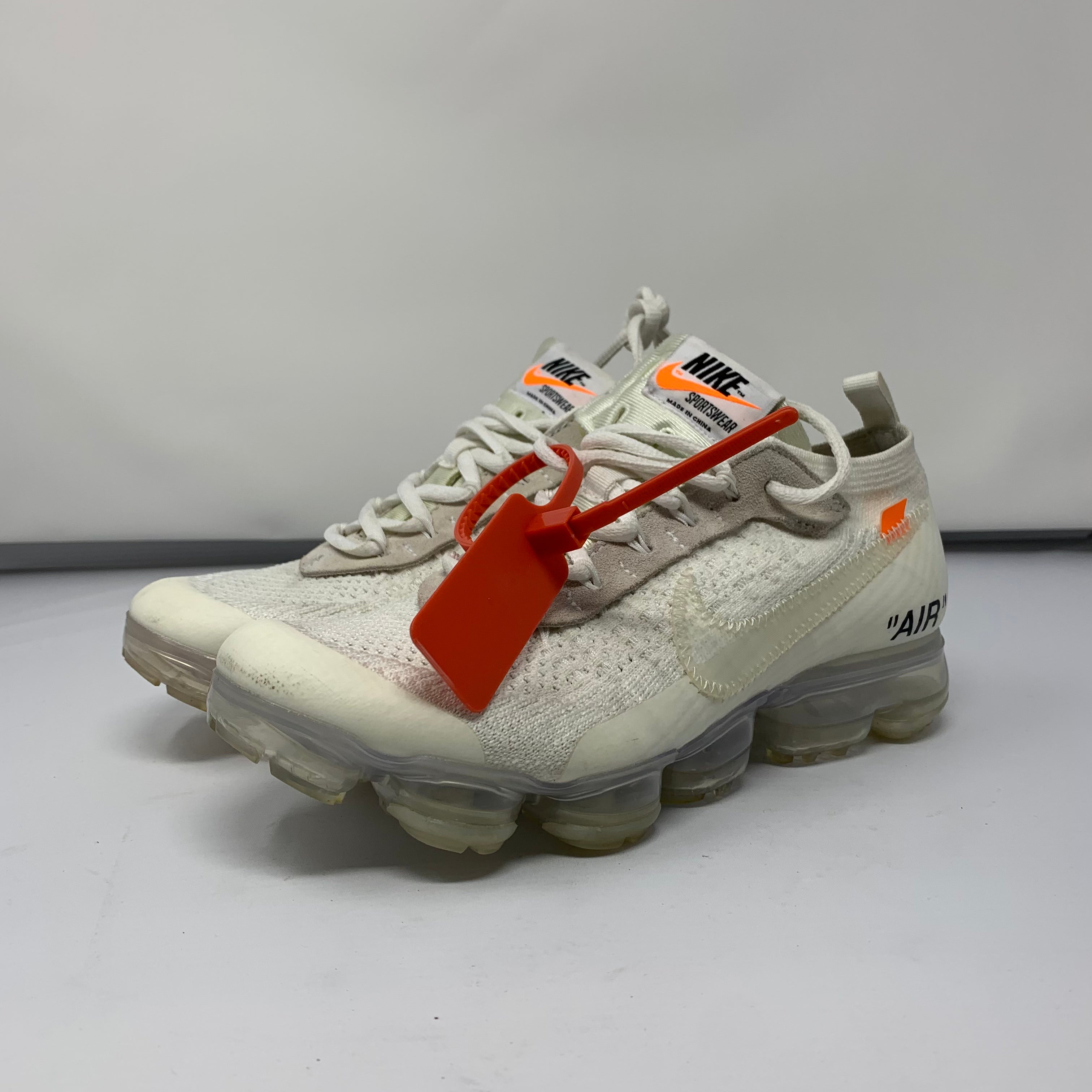 OFF-WHITE X AIR VAPORMAX 'PART 2' (PRE-OWNED)