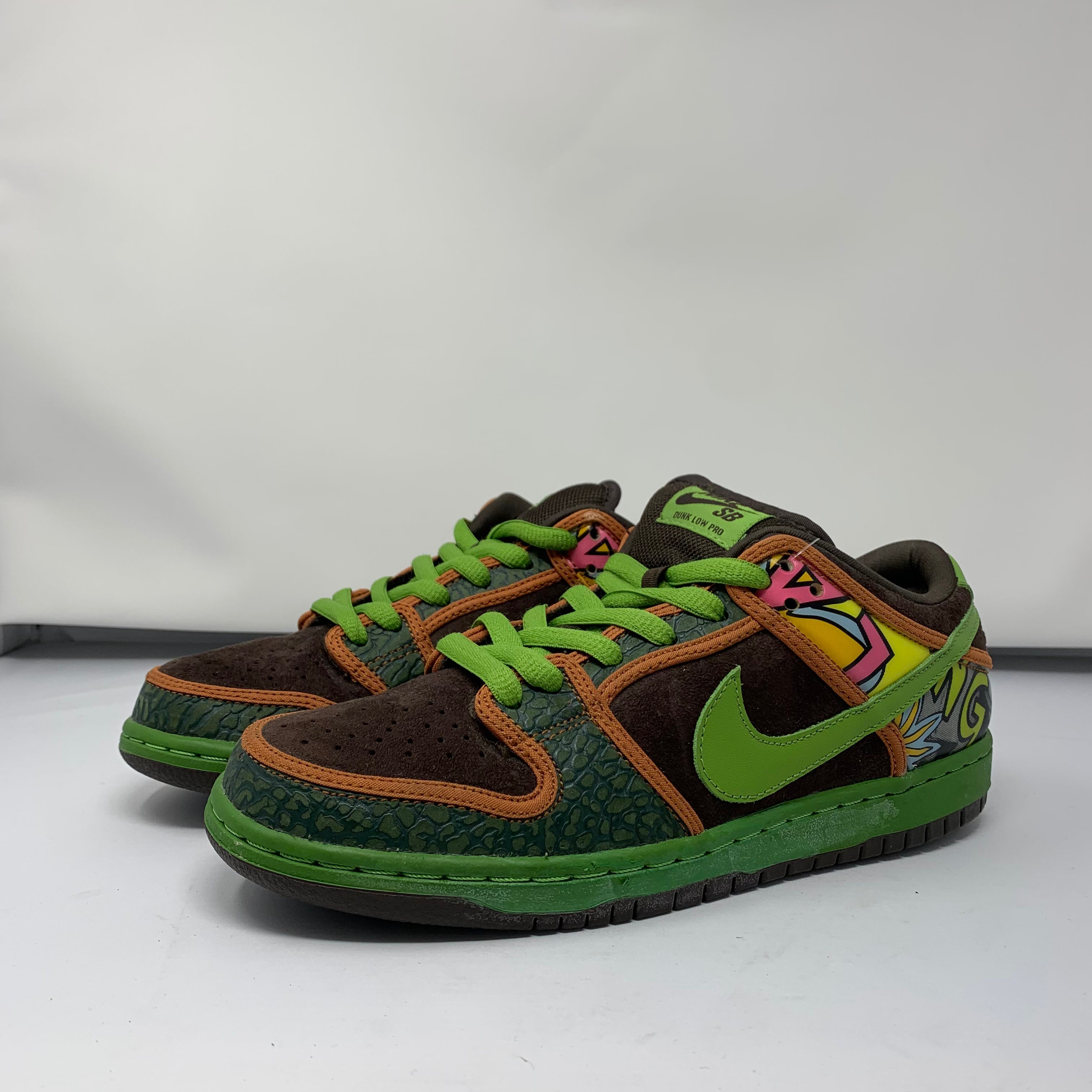 NIKE SB DUNK LOW 'DE LA SOUL' (PRE-OWNED)